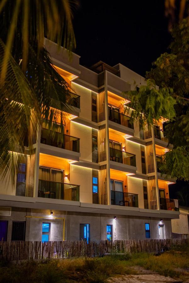 Ataraxis Grand And Spa Fuvahmulah Exterior photo